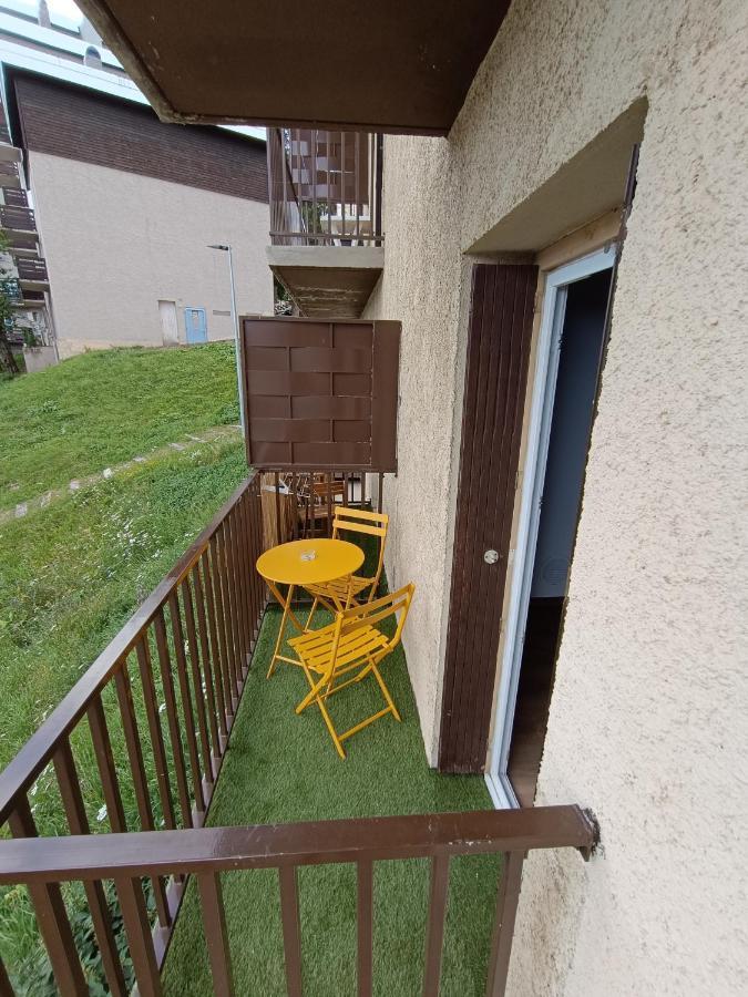 Appartement Ideal Pour Famille Les Angles  Eksteriør bilde